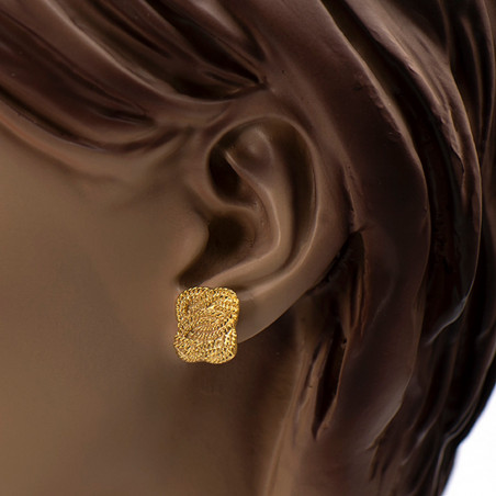 Surinaams goud | Surinaamse juwelier | mattenklopper oorbellen