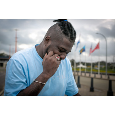 Surinaamse ring rode steen. Surinaamse sieraden. Surinaamse ring.